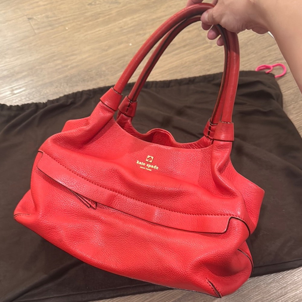 Kate Spade Red leather Shoulder Bag with lots of pockets